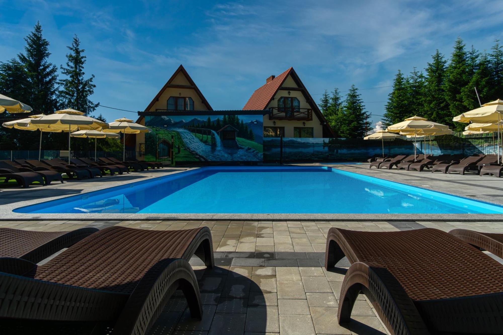 Summit Hotel Яблуниця Екстериор снимка