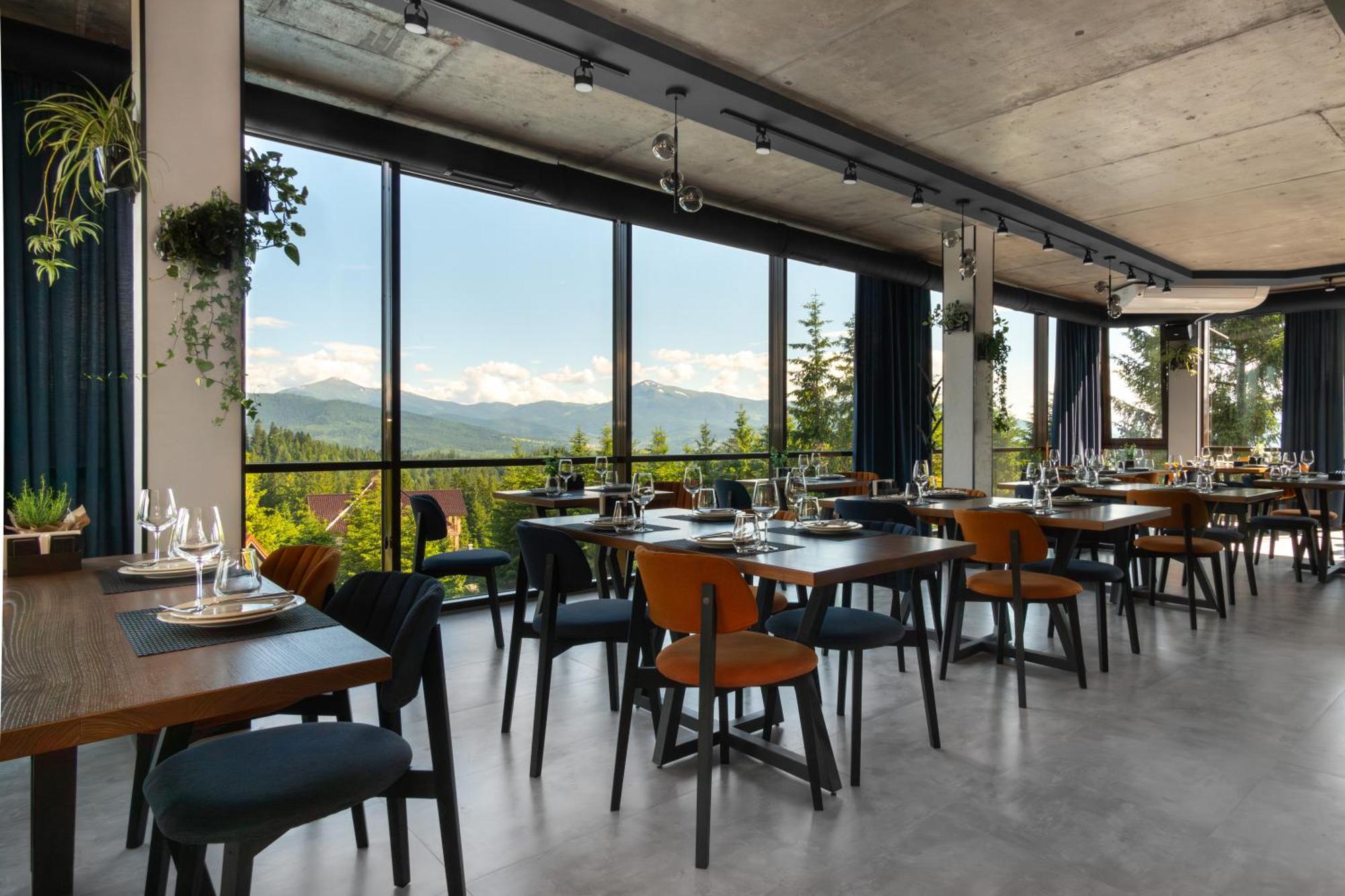 Summit Hotel Яблуниця Екстериор снимка